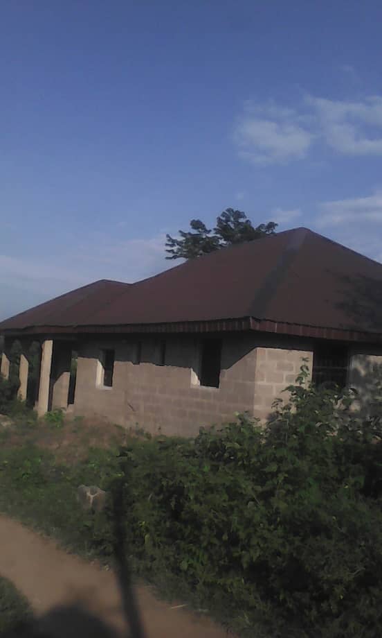 Uncompleted 3 Bedroom Bungalow 